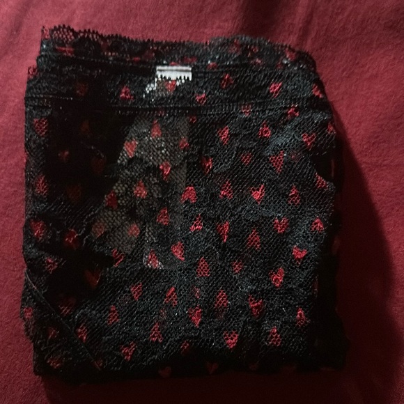 🆕Victoria Secret Lace Bikini Panty Size M - Picture 1 of 9